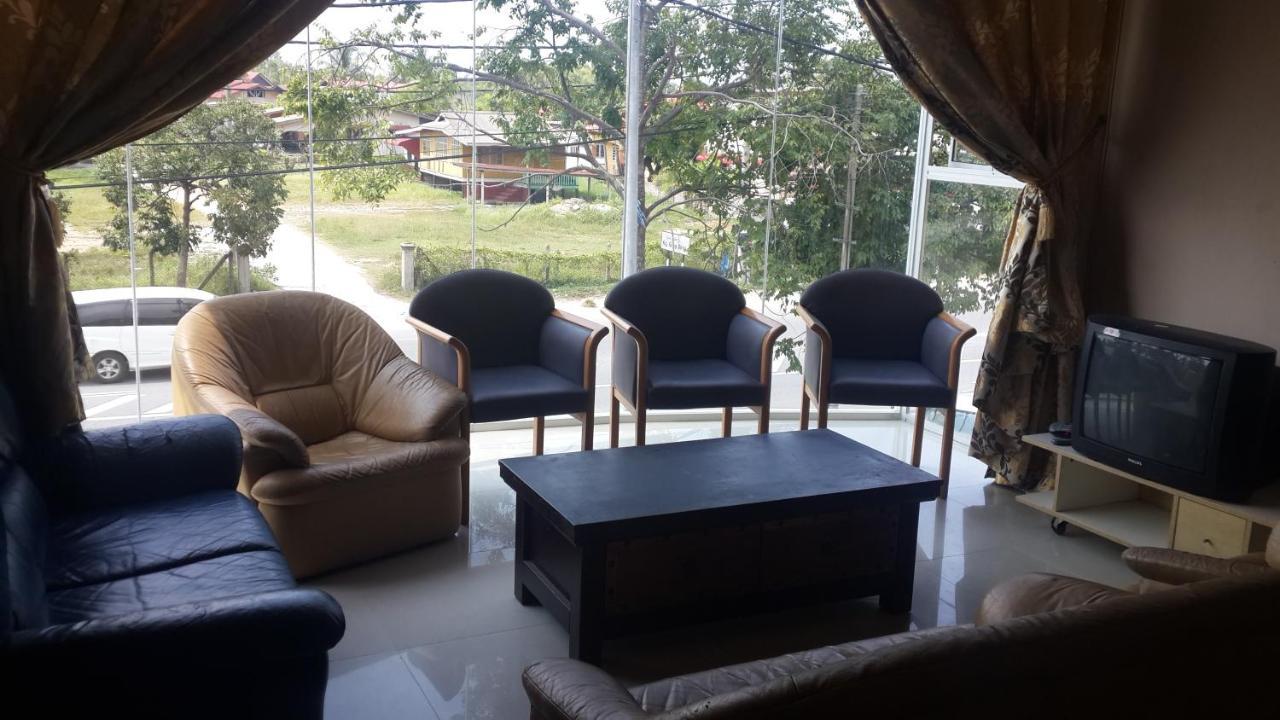 Daisyinn Budget Hotel Kuala Terengganu Kampong Gong Badak Eksteriør bilde